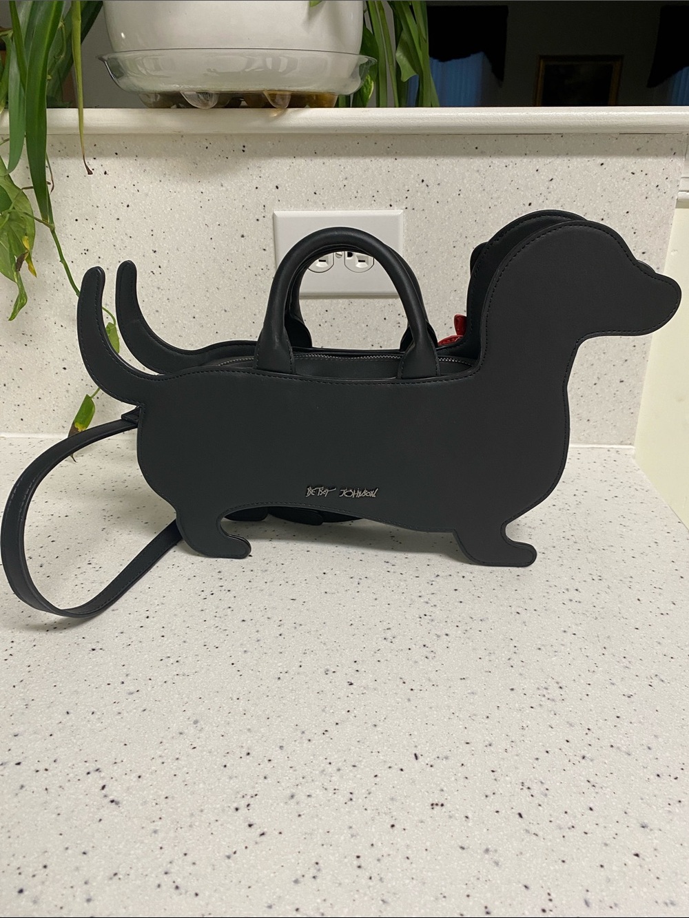 NWT. Betsey Johnson, dachshund handbag. - Picture 3 of 12